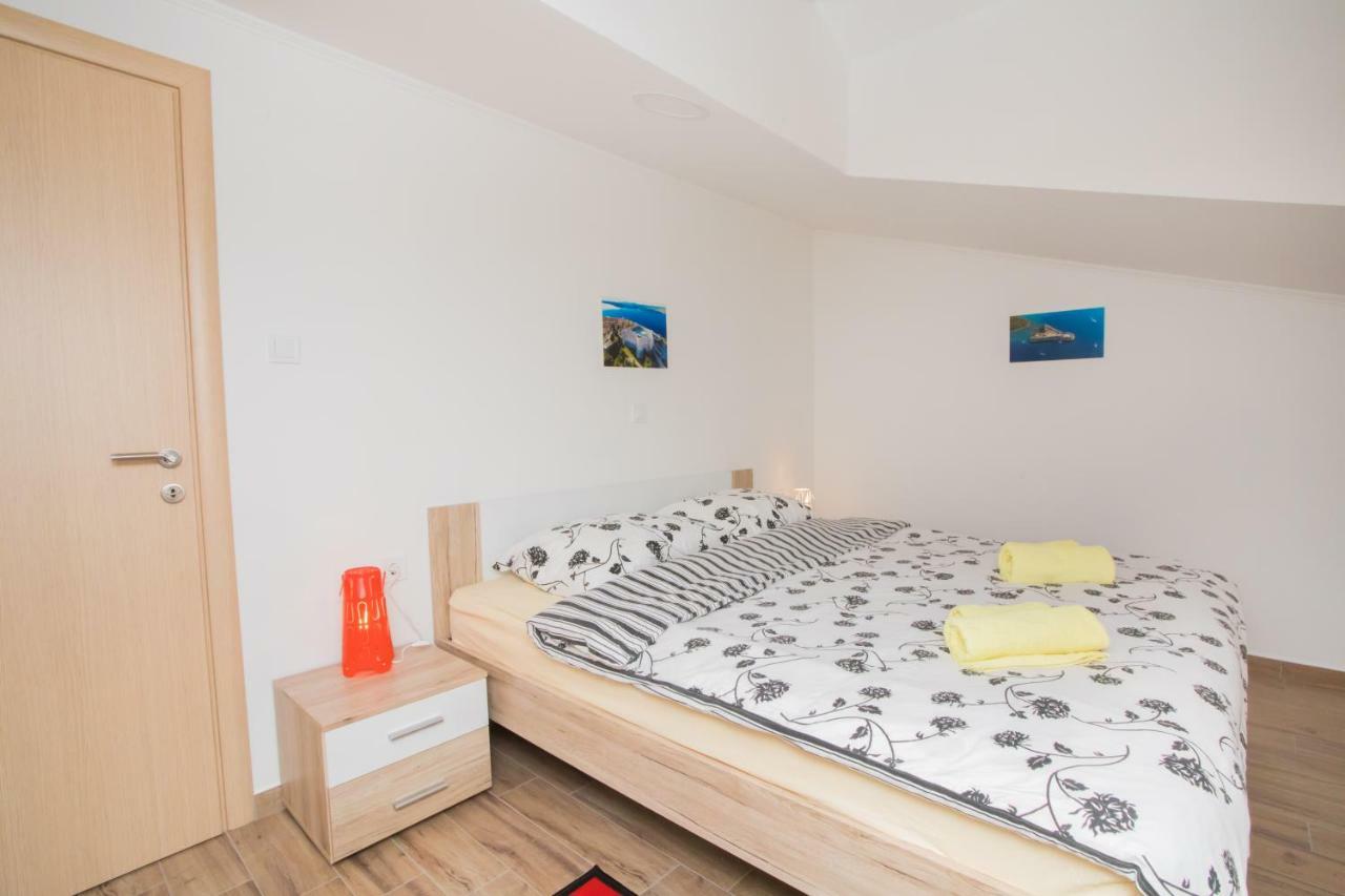 Apartments Tonka Σίμπενικ Εξωτερικό φωτογραφία