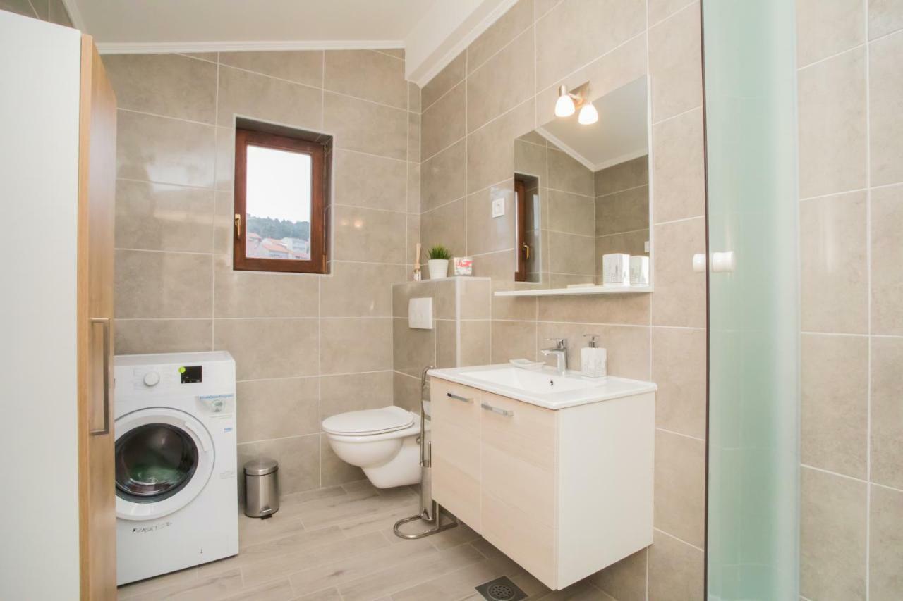 Apartments Tonka Σίμπενικ Εξωτερικό φωτογραφία