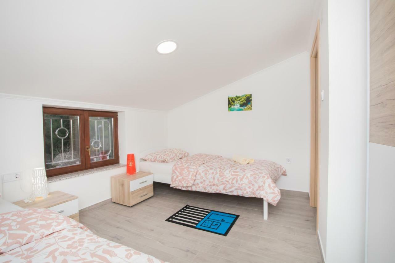 Apartments Tonka Σίμπενικ Εξωτερικό φωτογραφία