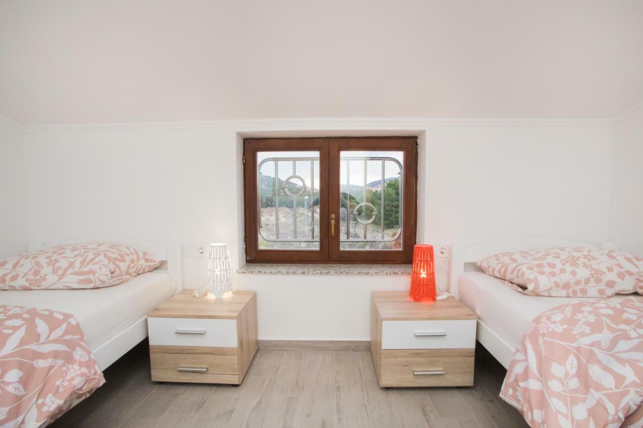 Apartments Tonka Σίμπενικ Εξωτερικό φωτογραφία